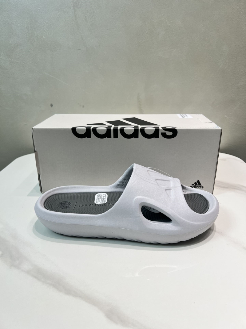 Adidas slippers